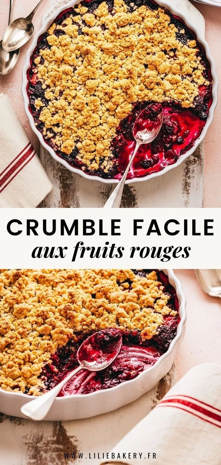 Crumble Fruits Rouges croustillant et savoureux, prêt à déguster.