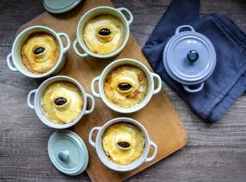 Tourte aux yeux effrayante pour Halloween, recette parfaite pour les fêtes