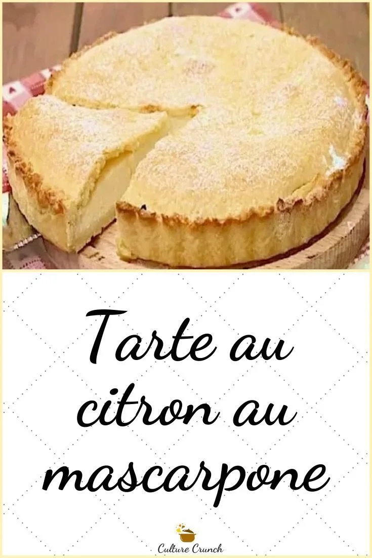 Une délicieuse tarte au citron au mascarpone, garnie de zestes de citron frais.